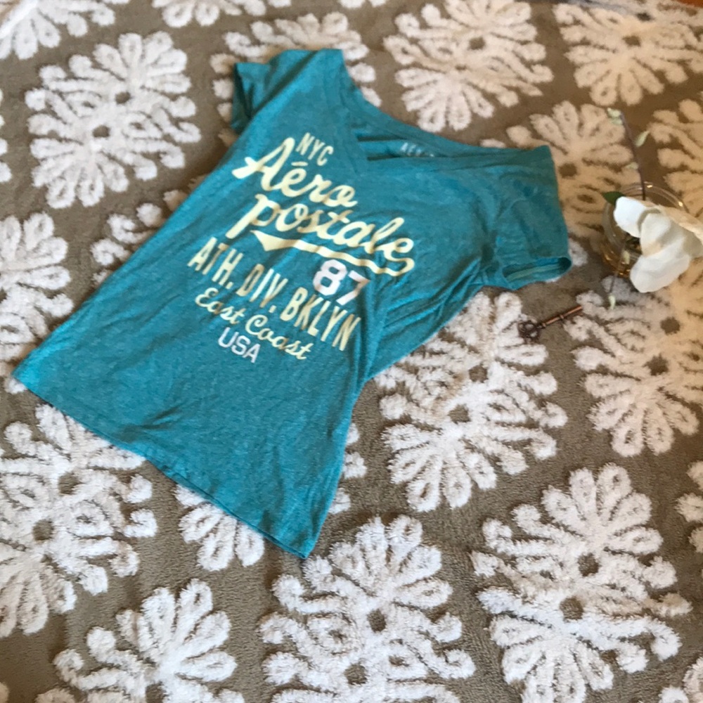 Adorable Aeropostale tee